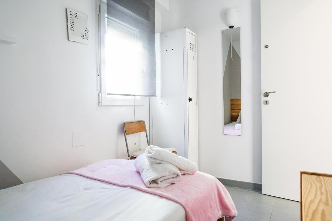 Torres De Serrano Apartment Valenza Esterno foto
